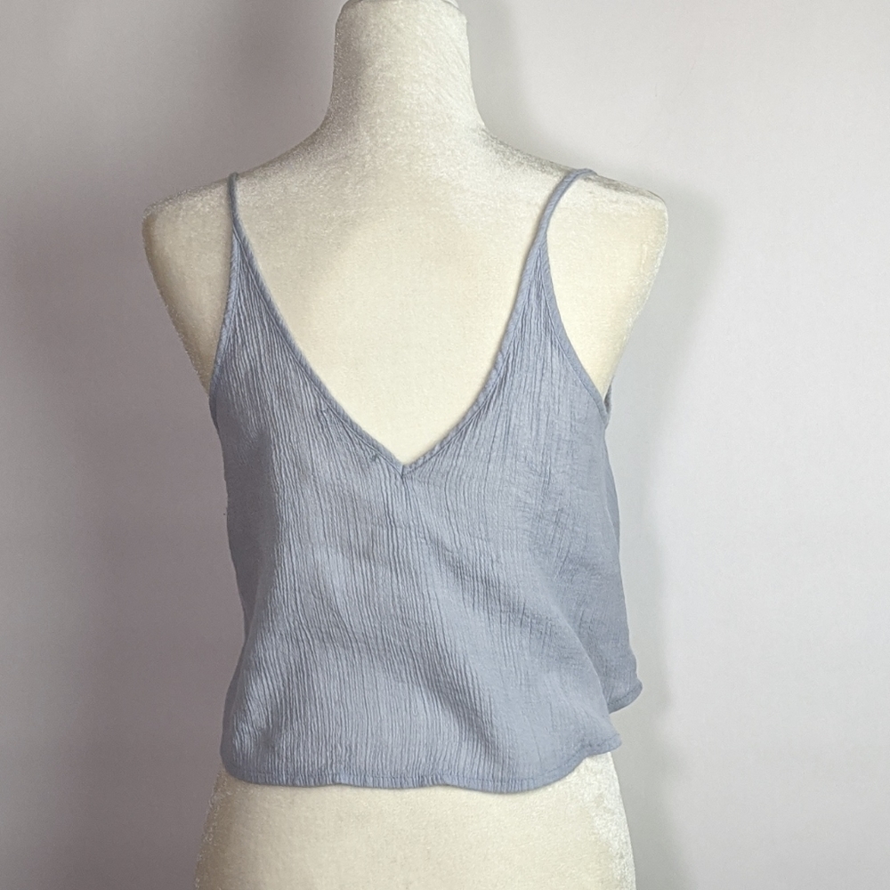 💥SHEIN spaghetti strap button tie cami - Picture 2 of 5